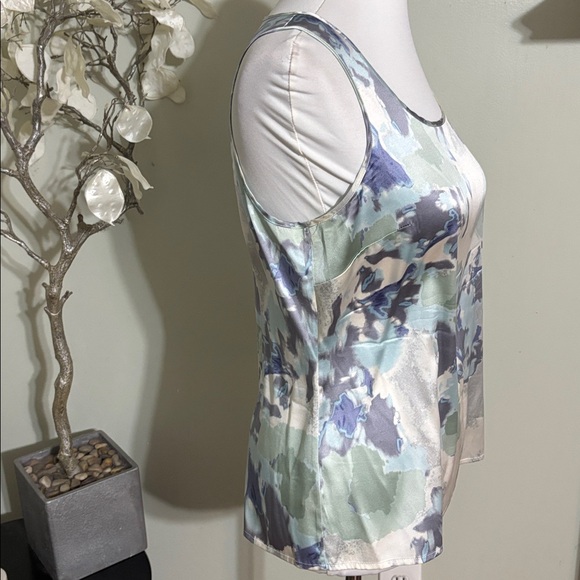 Ann Taylor Silk Multicolor Abstract Tank Top - Picture 3 of 4